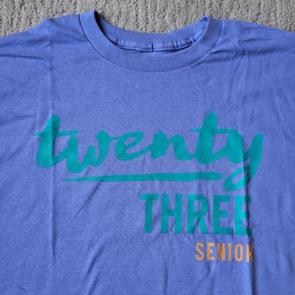 Men’s 2023 Senior Graphic T-Shirt – Blue – Size L – NWOT - Picture 3 of 8